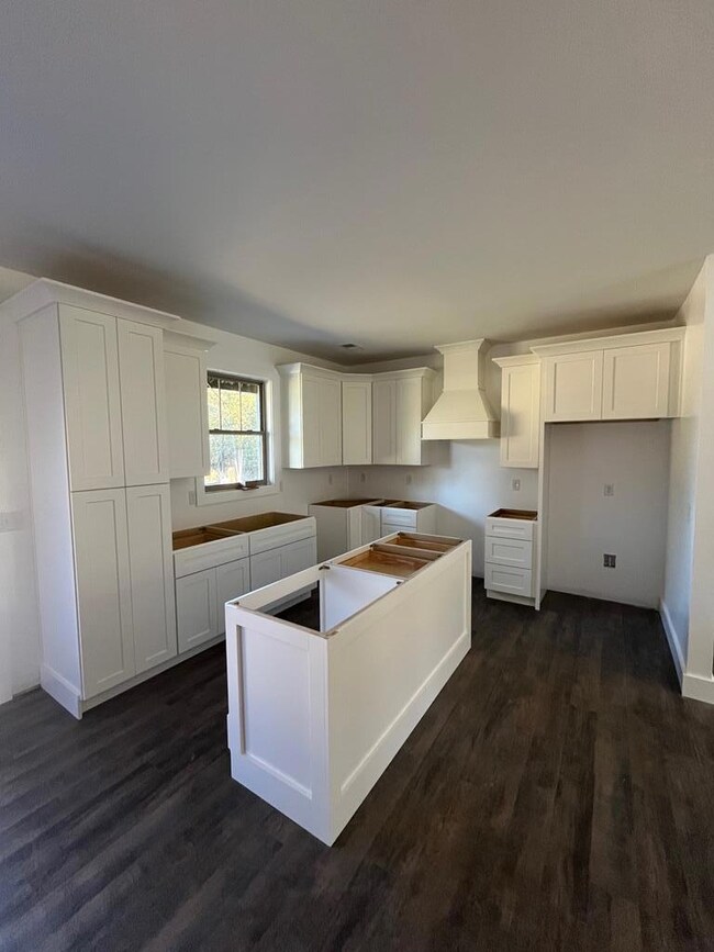 1914 Bowers Rd, Dalton, GA 30721 - photo 5