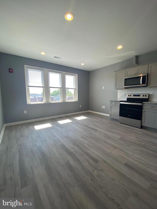 22 S 51st St unit 3, Philadelphia, PA 19139 - photo 2