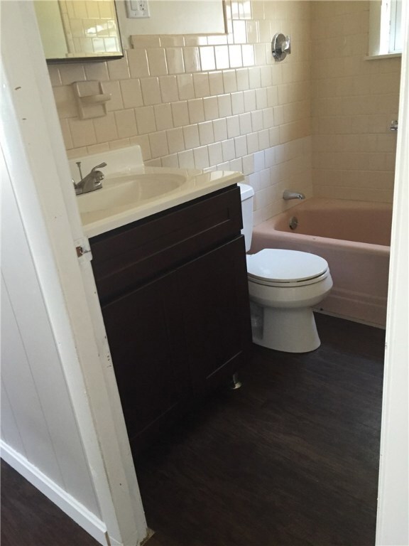 10 Libia St, Providence, RI 02909 - photo 4