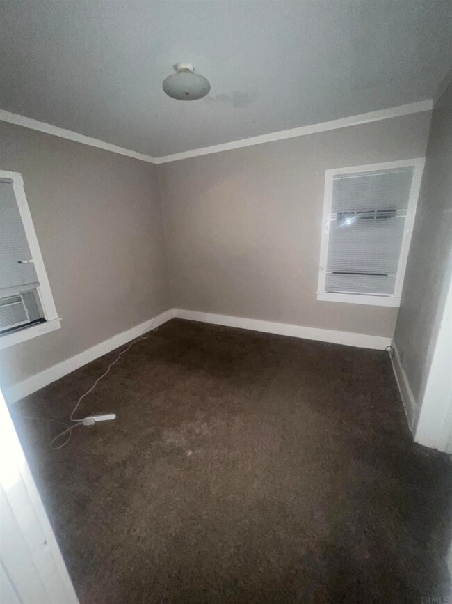 1164 Bresseau St, Elkhart, IN 46514 - photo 3