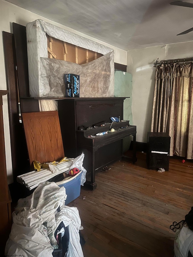 112 Lost Ln, Camden-On-gauley, WV 26208 - photo 7