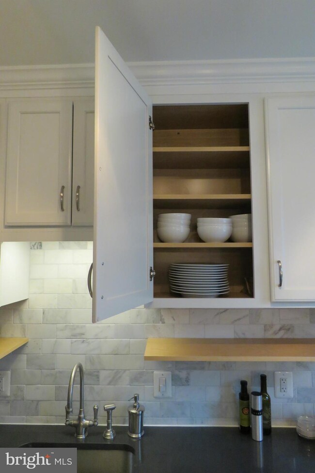 200 N Trenton St unit 3, Arlington, VA 22203 - photo 4