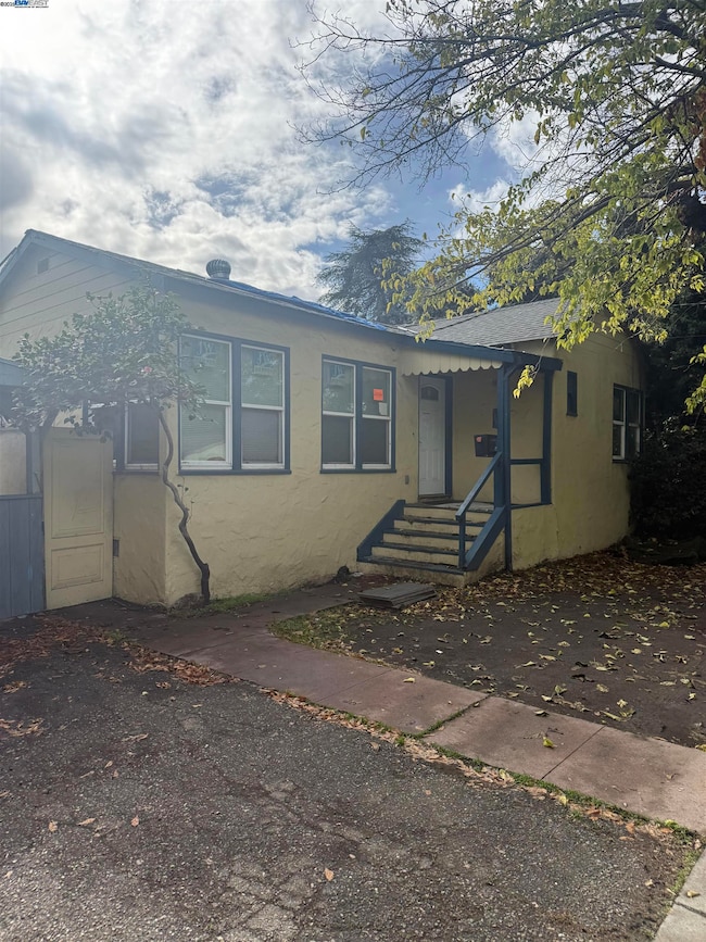 2054 Bonifacio St, Concord, CA 94520 - photo 6