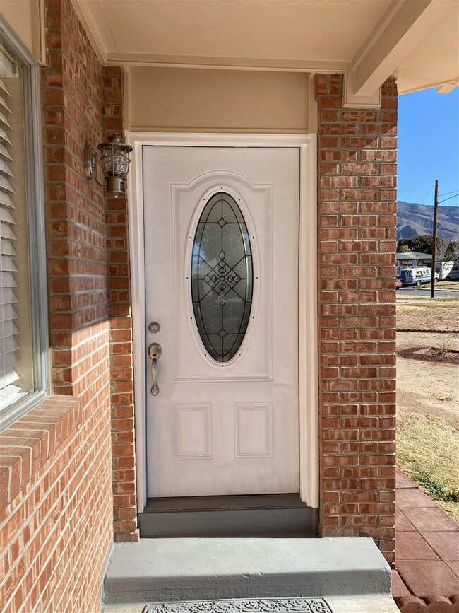 2007 Aspen Dr, Alamogordo, NM 88310 - photo 4