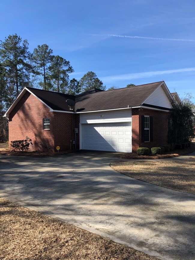 712 Sharpe Dr, Vidalia, GA 30474 - photo 5