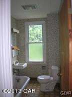 265 E Ridge St, Coaldale, PA 18218 - photo 7