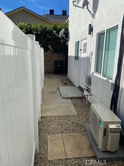 1012 Fourth St, San Fernando, CA 91340 - photo 2