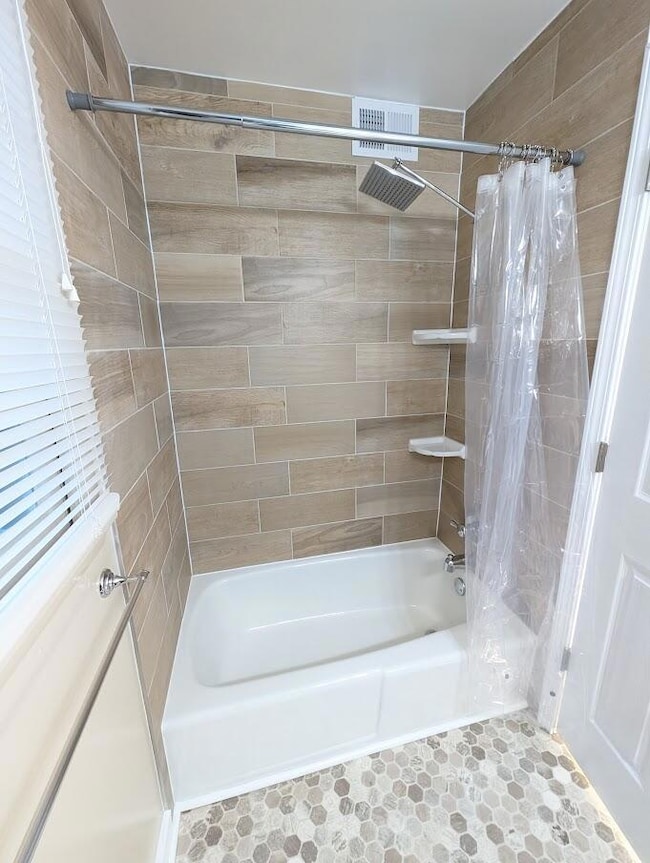 121 W Fifth St unit front, Lexington, KY 40508 - photo 3