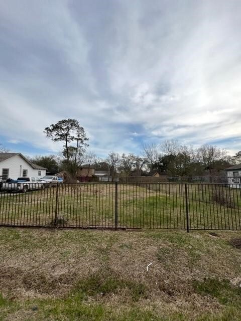 0 Apache St unit 57290625, Houston, TX 77028 - photo 2