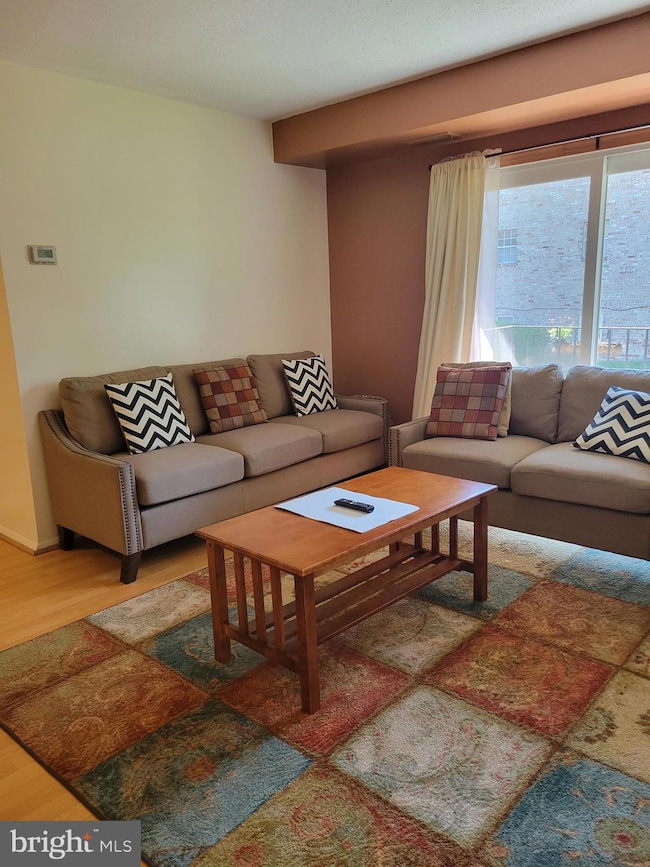 11909 Tarragon Rd unit F, Reisterstown, MD 21136 - photo 2