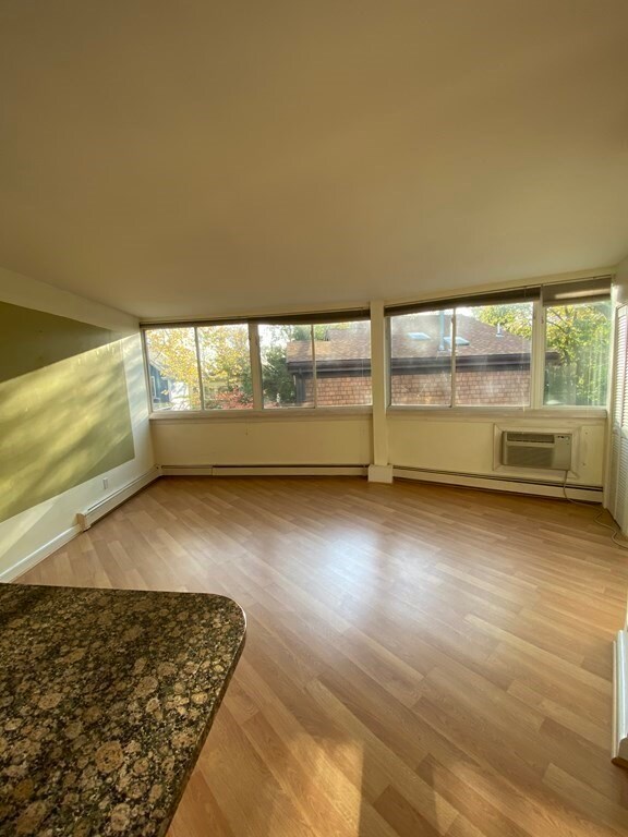 516 Green St unit 2B, Cambridge, MA 02139 - photo 3
