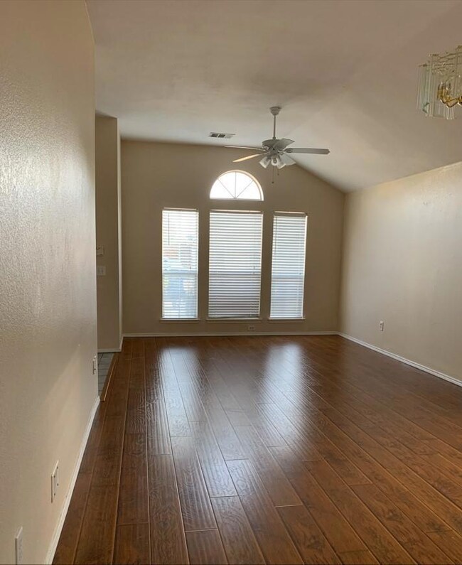 243 Lake Travis Dr, Wylie, TX 75098 - photo 5