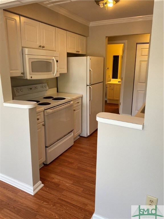 New stainless steel kitchen appliances were instal