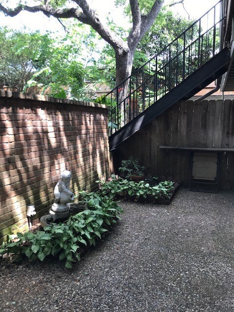 3922 W Alabama St unit 5, Houston, TX 77027 - photo 6