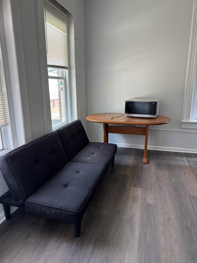 81 W Main St unit 8, Meriden, CT 06451 - photo 3