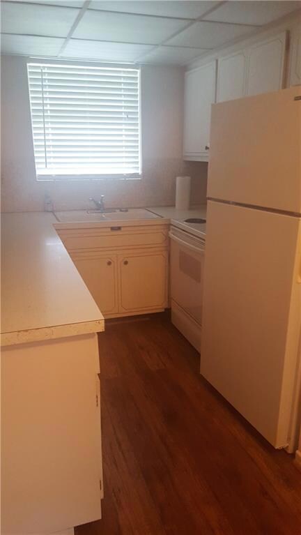 Light and bright Kitchen