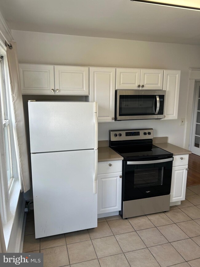 404 Delsea Dr N, Glassboro, NJ 08028 - photo 4