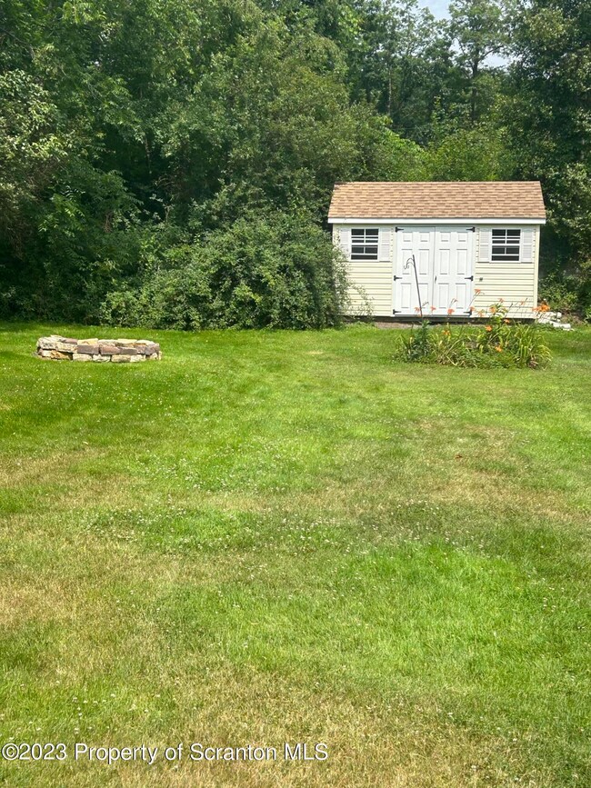 351 Irving St unit L19, Olyphant, PA 18447 - photo 7