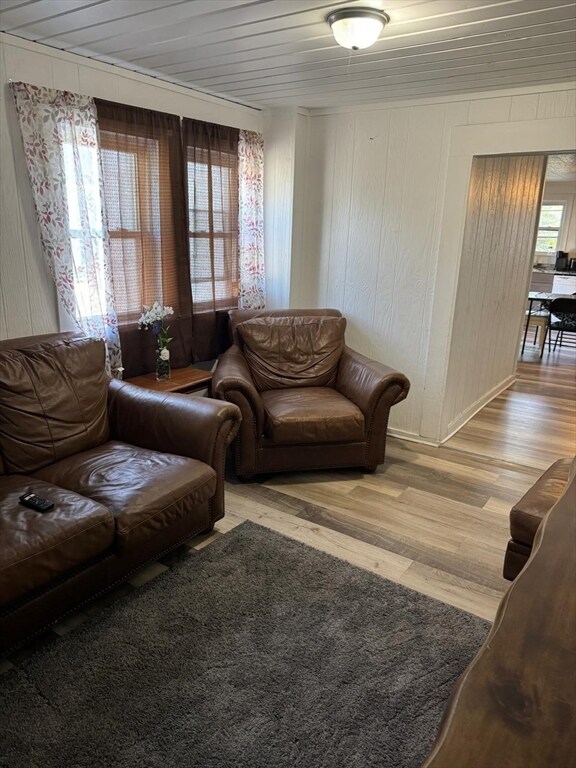 20 Riverside St, Brockton, MA 02302 - photo 5