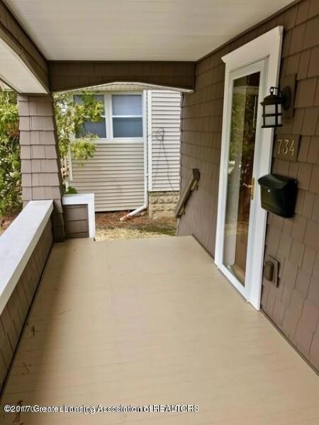 734 Princeton Ave, Lansing, MI 48915 - photo 3