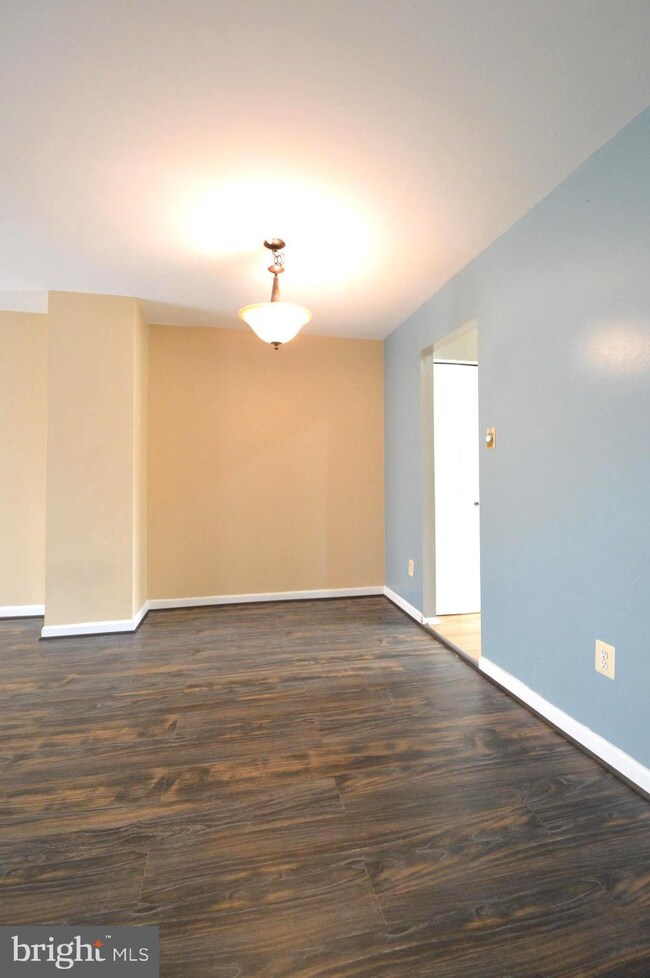 4 Mainview Ct, Randallstown, MD 21133 - photo 4