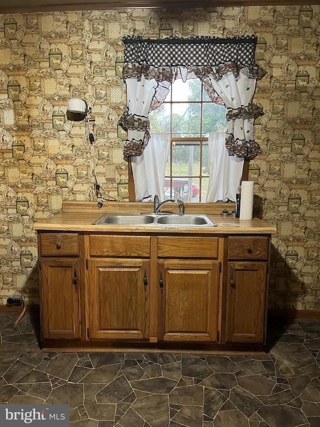 1703 Industrial Park Rd, Mifflintown, PA 17059 - photo 5