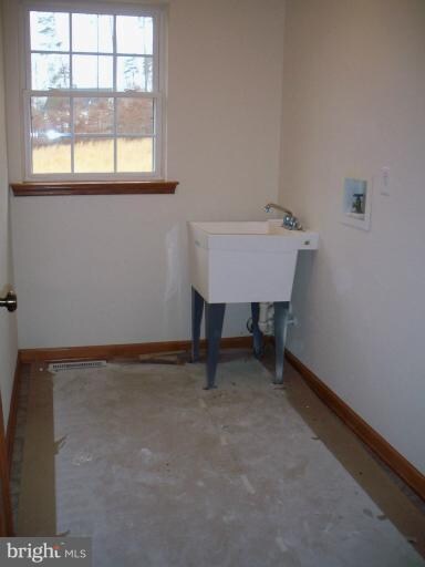 9084 Grasty Gold Mine Rd, Rhoadesville, VA 22542 - photo 5