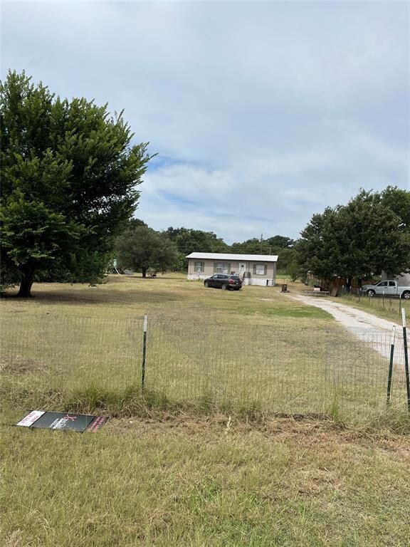 143 Overland Trail, Azle, TX 76020 - photo 2