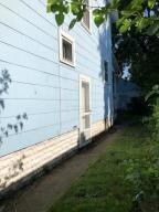 1080 E 14th