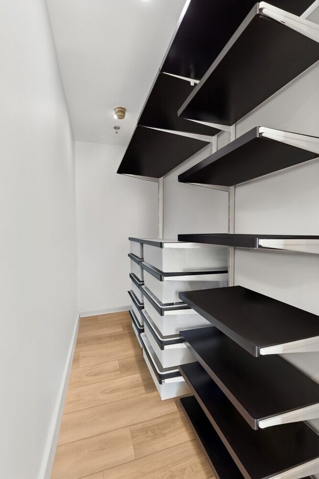 240 W 23rd St unit PHC, New York, NY 10011 - photo 7