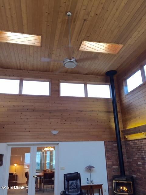 W. Hickory high ceiling