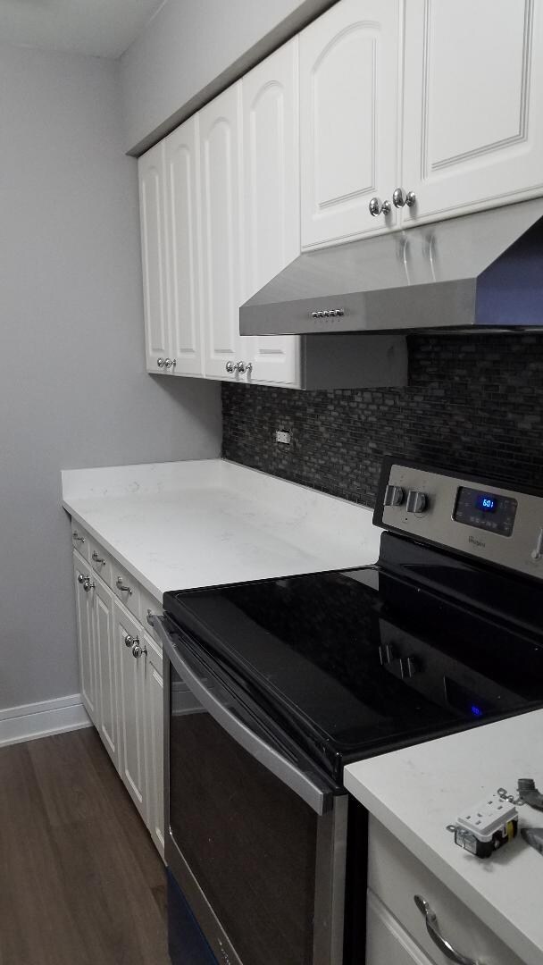 1480 Stonebridge Cir unit D10, Wheaton, IL 60189 - photo 2