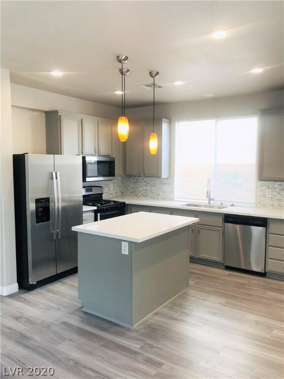 10328 Trailing Dalea Ave, Las Vegas, NV 89135 - photo 3