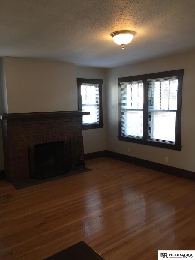 306 N 43rd St, Omaha, NE 68131 - photo 7