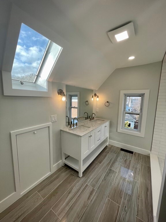 9 Claremont Terrace unit 2, Swampscott, MA 01907 - photo 2