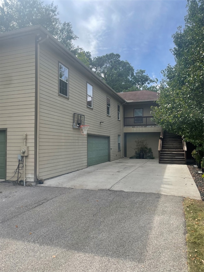 1959 Knoll St unit D, Houston, TX 77080 - photo 4