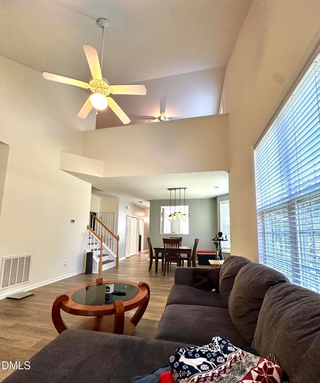 1 Signet Dr unit A17, Durham, NC 27704 - photo 4