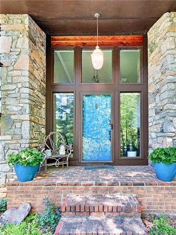 23 Gardenwood Ln, Asheville, NC 28803 - photo 4