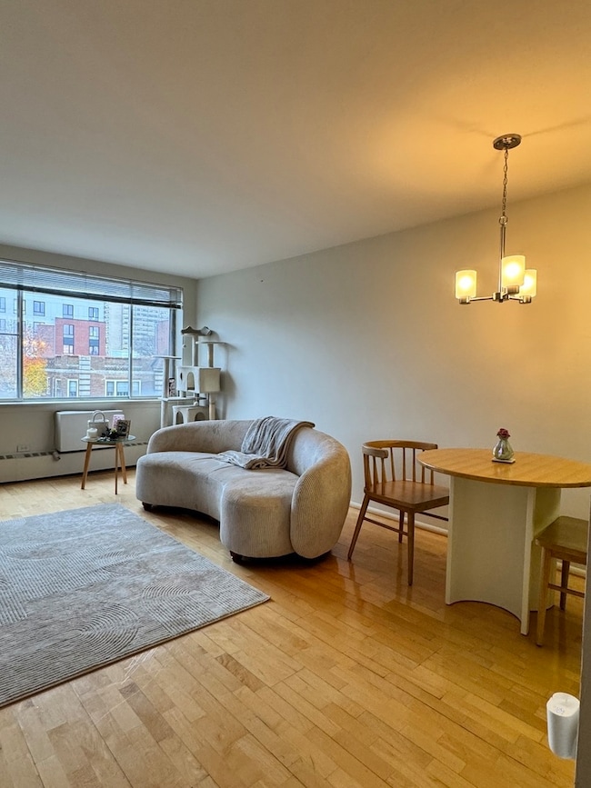 201 S Maple Ave unit 411, Oak Park, IL 60302 - photo 7