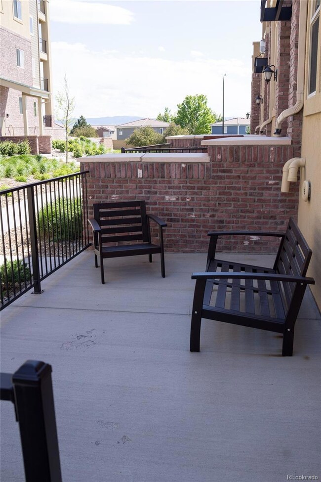 1100 Rockhurst Dr unit B, Highlands Ranch, CO 80129 - photo 2