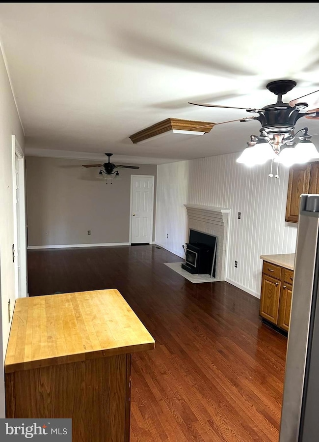 215 Brooke Rd, Fredericksburg, VA 22405 - photo 3