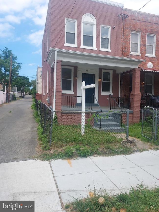 619 Sheridan St NW, Washington, DC 20011 - photo 2