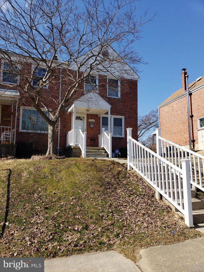 5528 Dolores Ave, Halethorpe, MD 21227 - photo 3