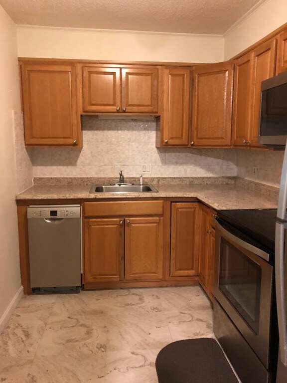 440 North Ave unit 123, Haverhill, MA 01830 - photo 4