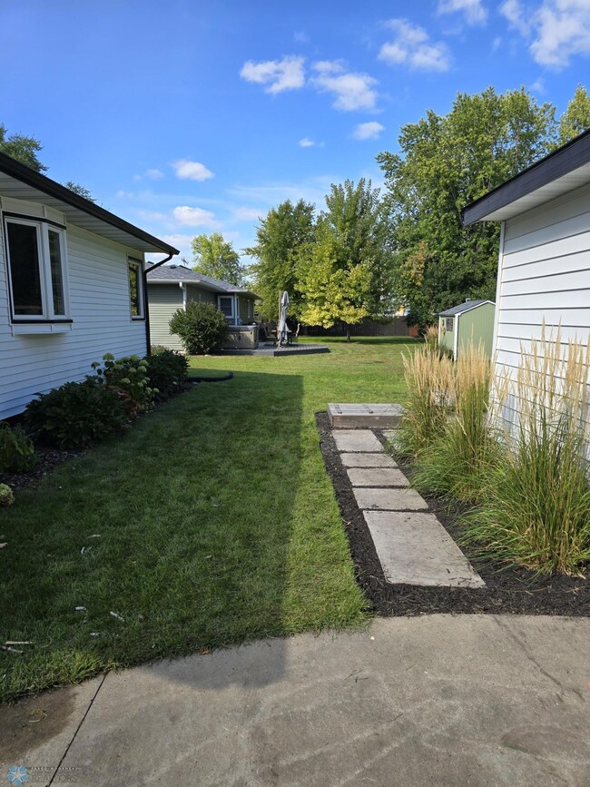 412 13th St N, Breckenridge, MN 56520 - photo 4