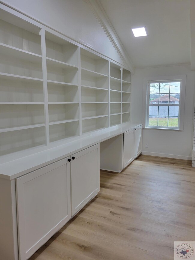 1211 Lavaca St, Texarkana, TX 75503 - photo 3