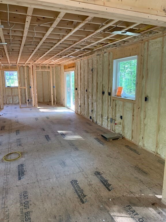 98 W Meadow Rd, Townsend, MA 01474 - photo 5