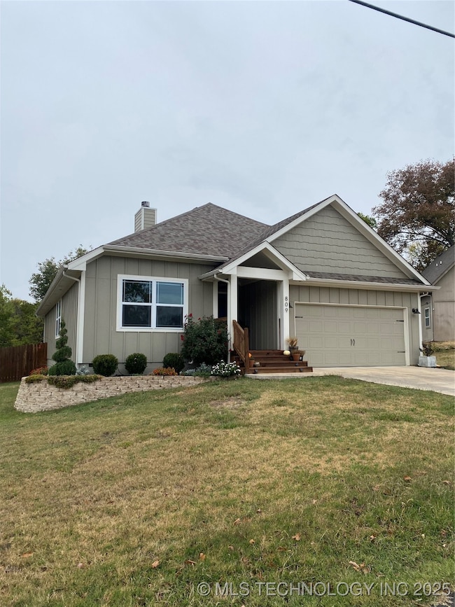 809 S Highland St, Ada, OK 74820 - photo 2