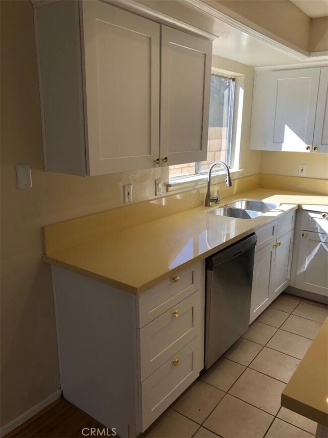 12835 Spring Valley Pkwy, Victorville, CA 92395 - photo 5