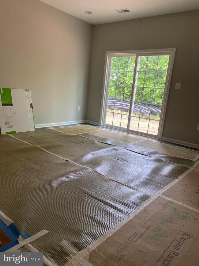 7802 Pine St, Manassas, VA 20111 - photo 3